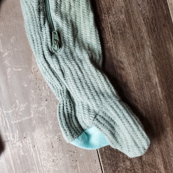 Cloud Island Sage Green Baby Waffle Knit One Piece Footie Size 3-6M NWOT - Picture 7 of 14